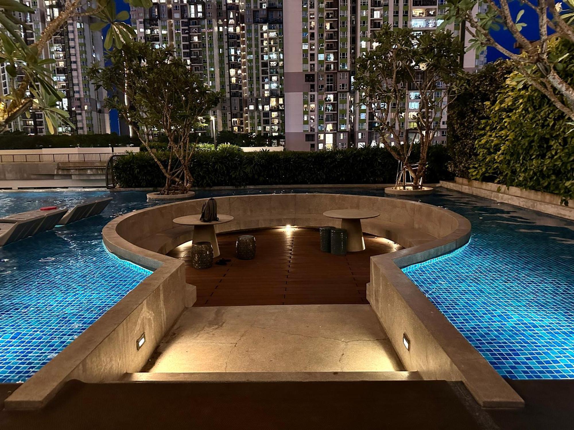 Feliz Luxurry Duplex Apartment Saigon Ho Chi Minh City Exterior photo